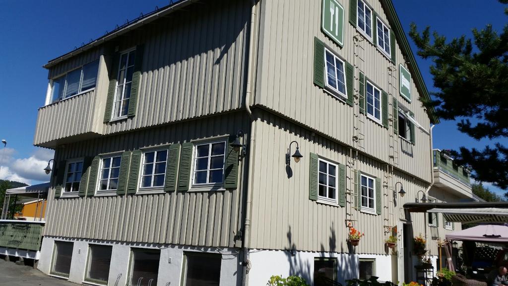 Guest house Vertshuset Fannarheimr - Bed &breakfast Fannrem